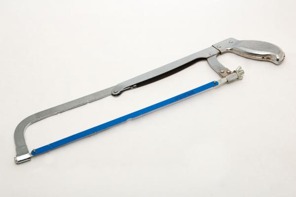 ARCO CON HOJA EXTENSIBLE DE 8" a 12" CROMADO "CONNOR"                                                